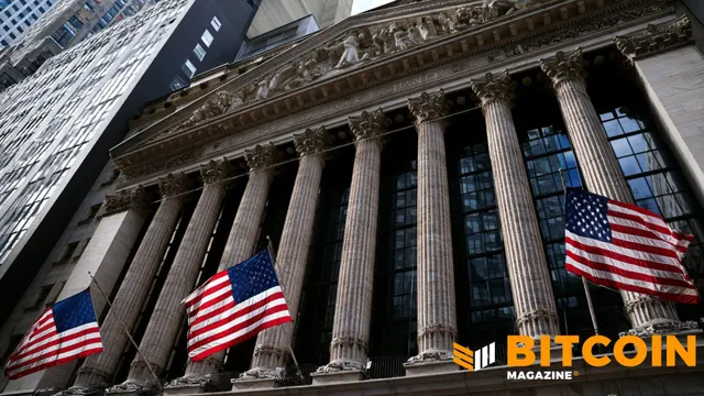 OCC Finalizes GENIUS Act Stablecoin Rules, Leaves Rewards Fight Open