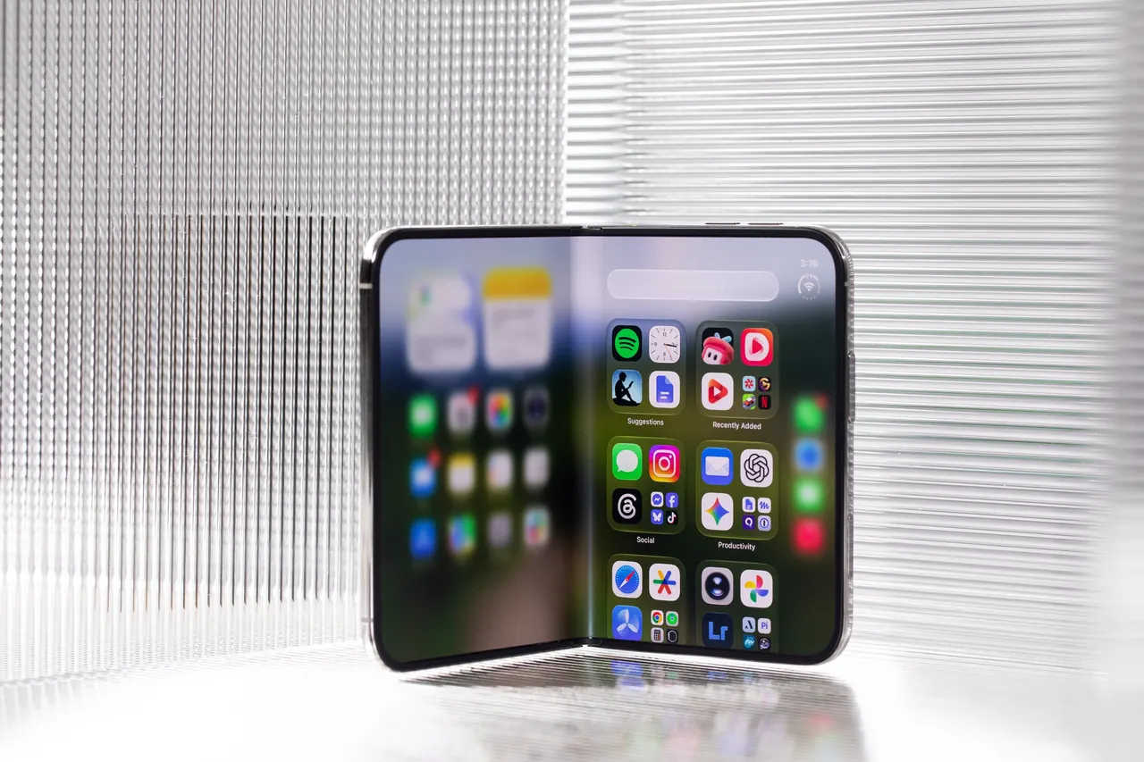 The iPhone Duo is a messy, expensive, good time