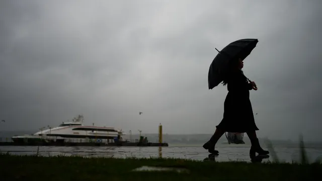 Three dead as heavy rainfall and floods hits Istanbul
