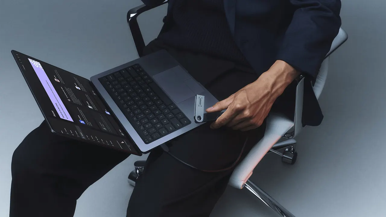 Ledger Warns Buyers Not to Set Up Wallets From Reseller After Users Report Losses