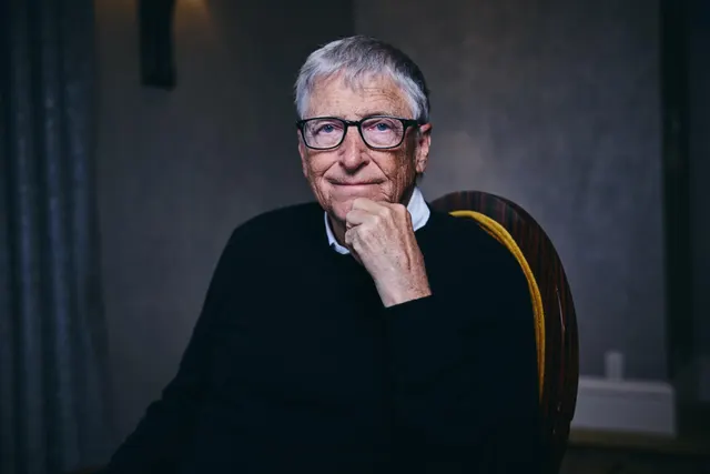 Bill Gates says to prepare for 20 years of ‘tumultuous’ AI disruption