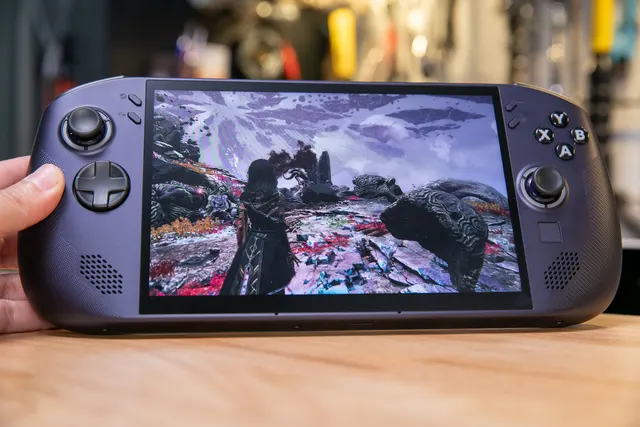 Lenovo’s fast, comfy SteamOS handheld is hundreds off