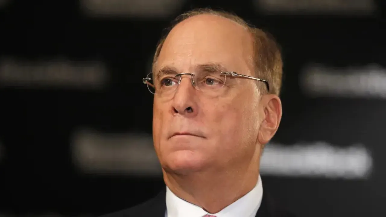 Blackrock Boss Larry Fink Sounds Recession Alarm Over AI Data Center Shutdowns