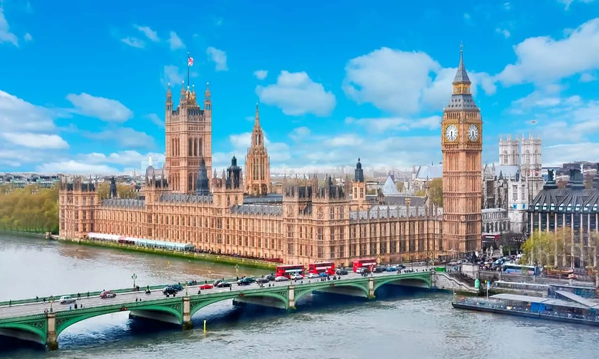 UK Sanctions 3 Crypto Firms Over Russia Ties