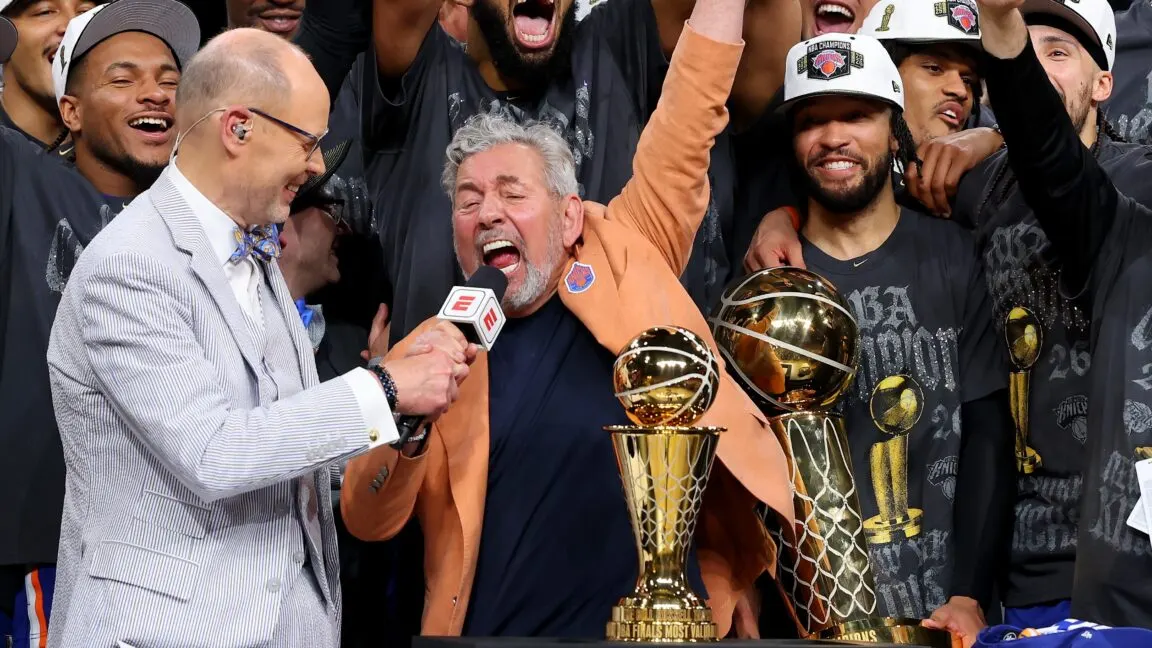 Knicks sent employees fake offer of championship rings in phishing test: Report