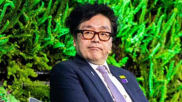 Tom Lee Says Bitmine Will Stop Buying ETH at 5% of Supply