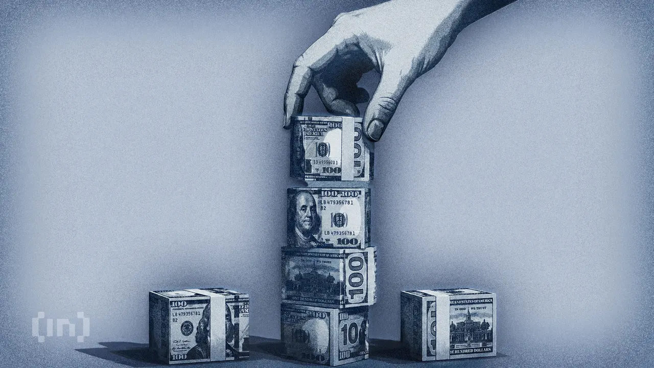 Money Market Funds Just Drew $166 Billion: What Spooked Investors?