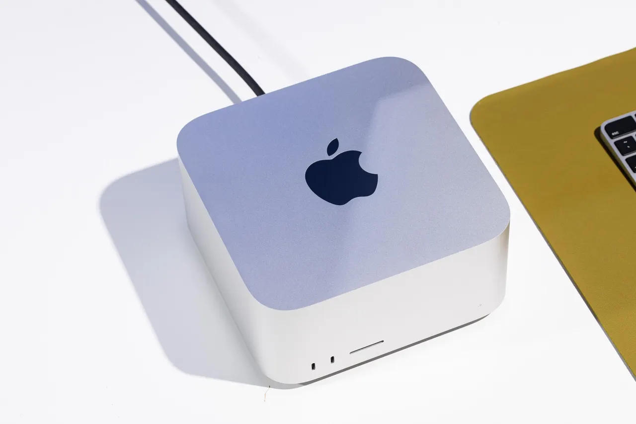 Meta and Apple team up to make Muse AI models run better on Macs