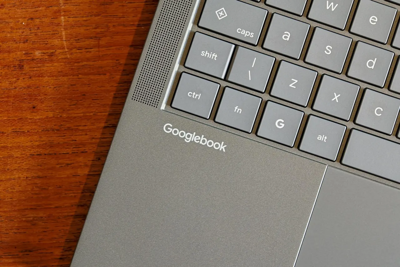 Android is the best and worst thing about Googlebooks